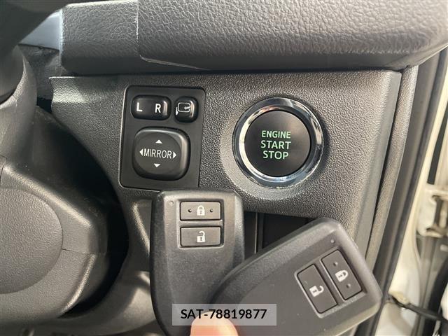 Toyota HIACE VAN 2015 8870305-15