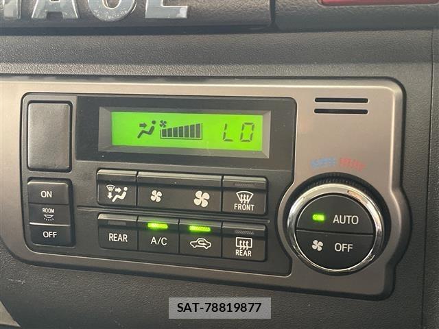 Toyota HIACE VAN 2015 8870305-3