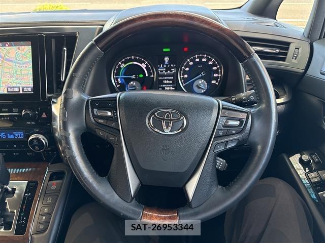 Toyota VELLFIRE 2015 8905446-1