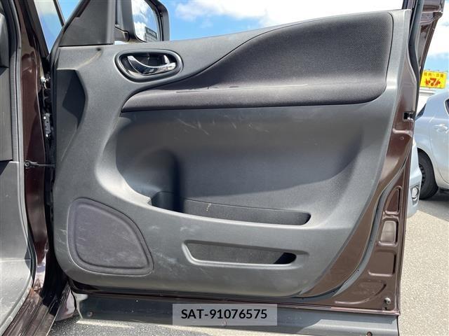 Nissan SERENA 2015 8672263-6