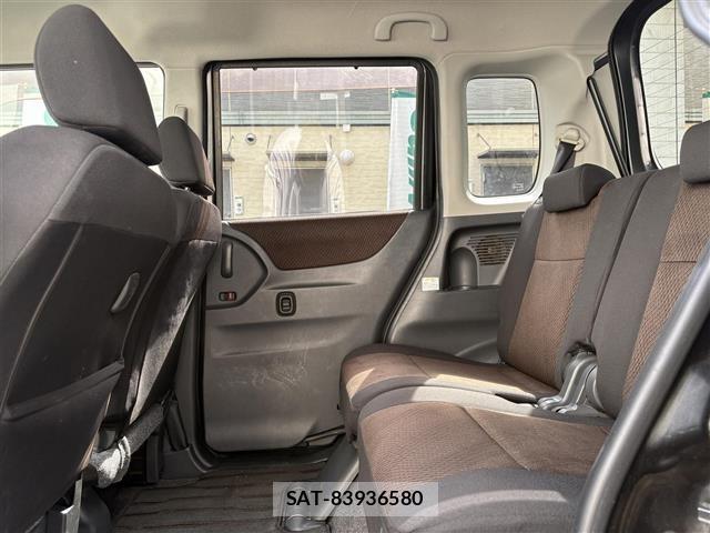 Nissan ROOX 2010 8723929-11