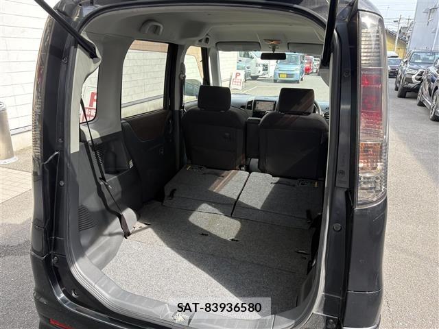 Nissan ROOX 2010 8723929-2