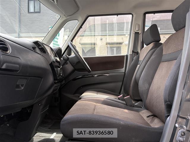 Nissan ROOX 2010 8723929-9