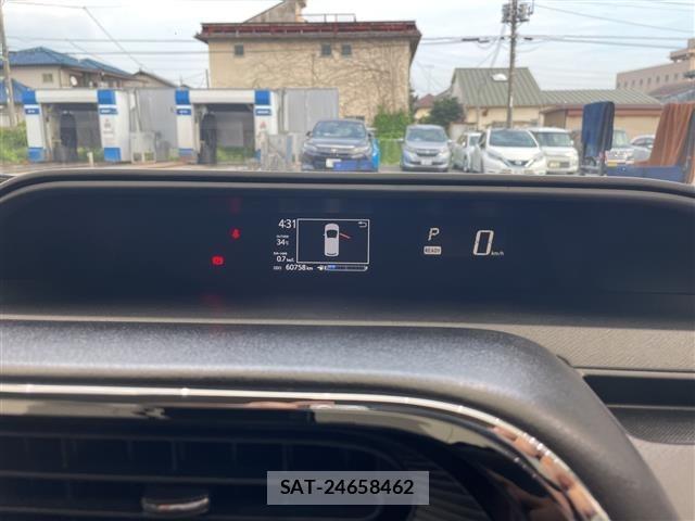 Toyota AQUA 2017 8705847-18