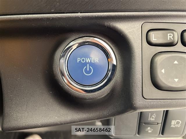 Toyota AQUA 2017 8705847-20