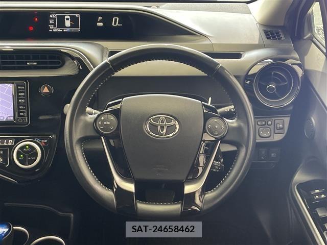 Toyota AQUA 2017 8705847-5