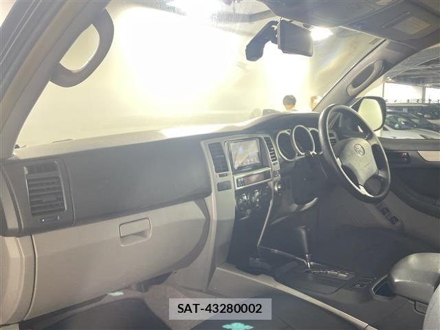 Toyota HILUX SURF 2003 8825901-4