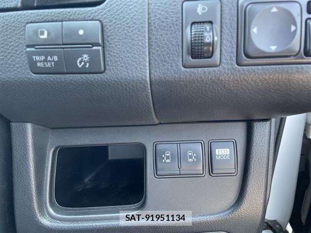 Nissan SERENA 2011 8672269-10