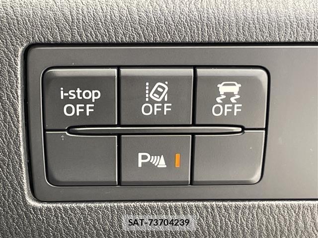 Mazda AXELA 2016 8719002-2