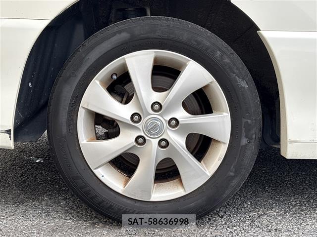 Nissan SERENA 2011 8672270-2