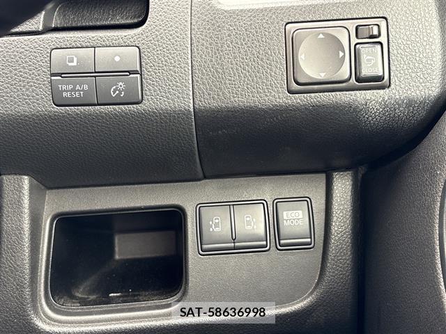 Nissan SERENA 2011 8672270-21