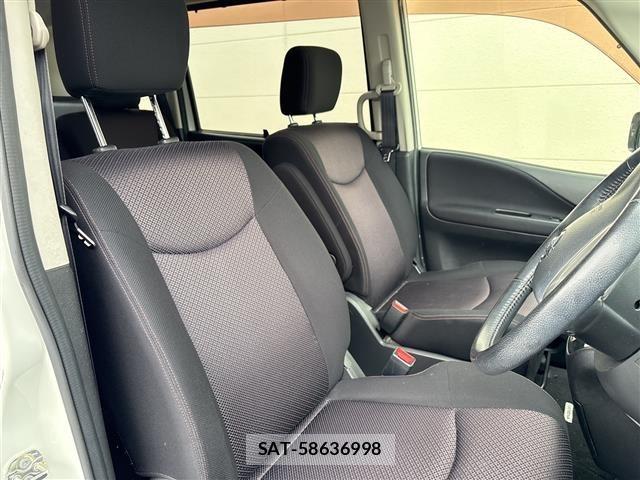 Nissan SERENA 2011 8672270-3