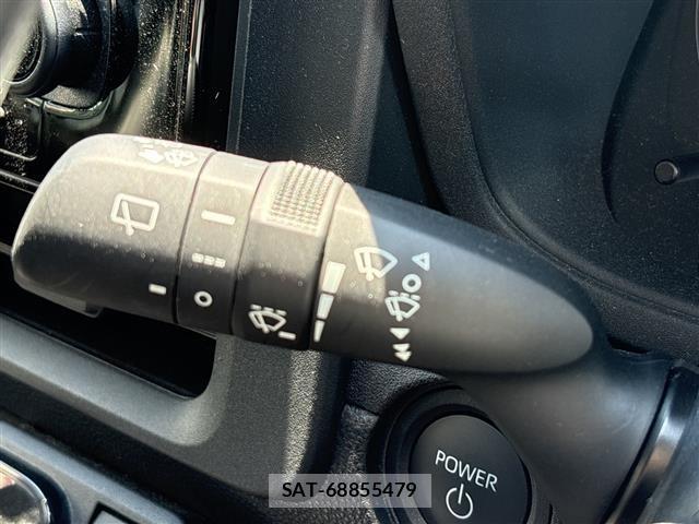 Toyota SIENTA 2024 8671873-9
