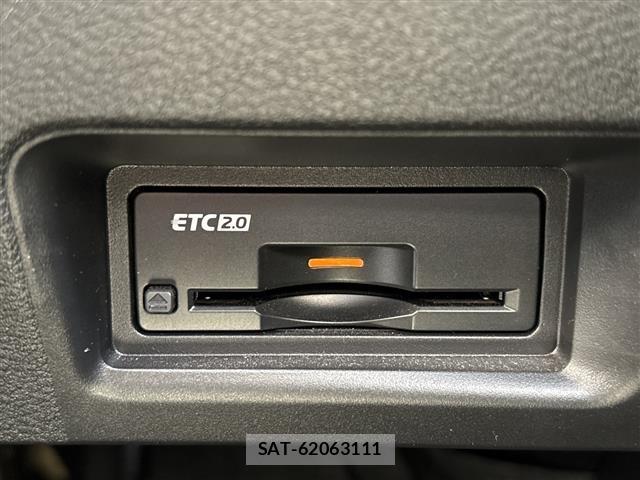 Nissan SERENA 2025 8672277-1
