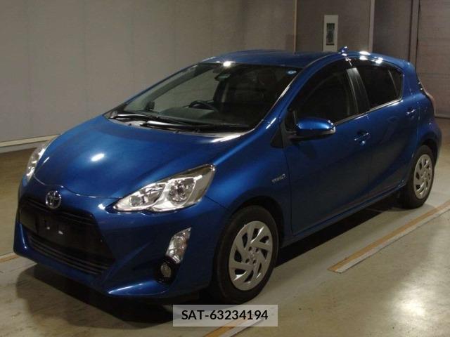Toyota AQUA 2016 8682913-0