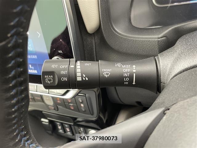 Nissan LEAF 2021 8748183-7