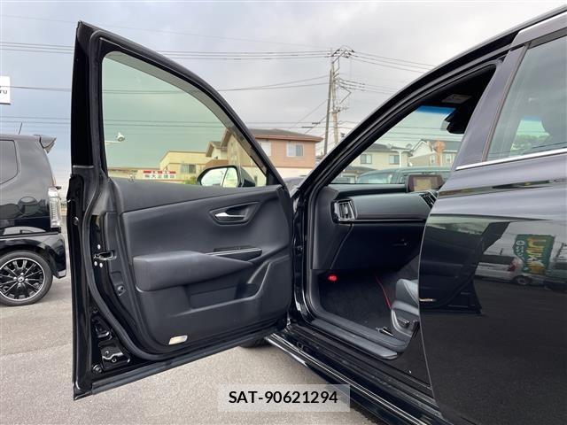 Toyota CROWN 2020 8734427-4