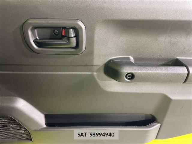 Suzuki JIMNY 2023 8933020-10