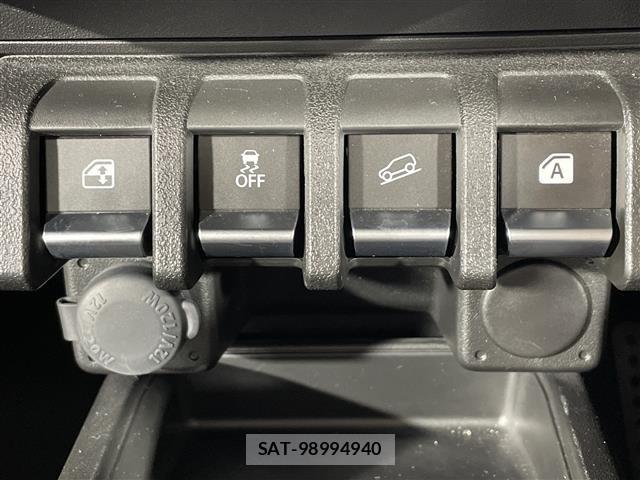 Suzuki JIMNY 2023 8933020-12