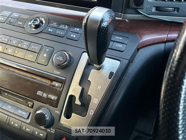 Nissan ELGRAND 2006 8709690-10