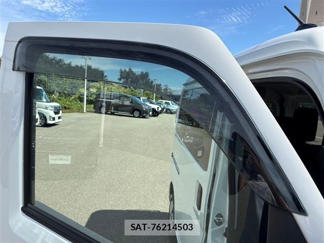 Daihatsu HIJET VAN 2023 8759424-3