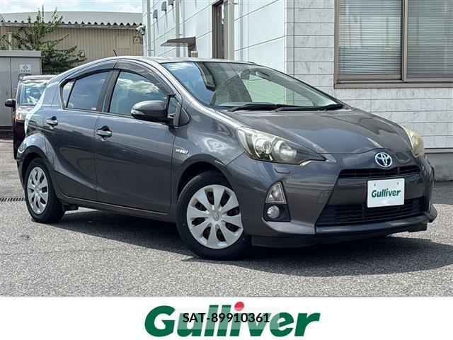 Toyota AQUA 2013 8705848-0