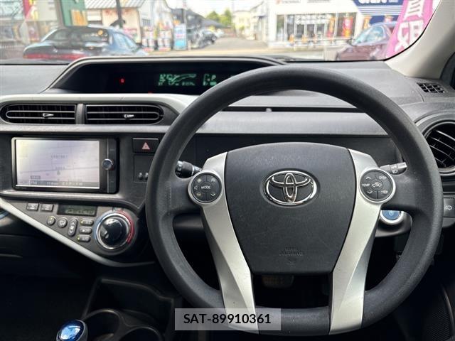 Toyota AQUA 2013 8705848-20