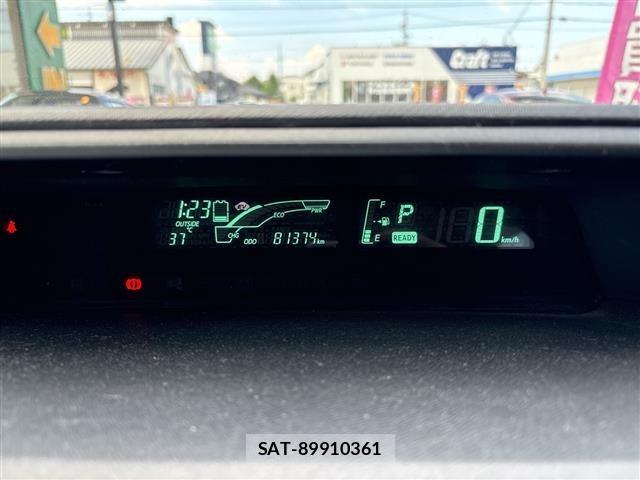 Toyota AQUA 2013 8705848-22