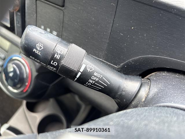 Toyota AQUA 2013 8705848-6