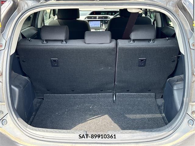 Toyota AQUA 2013 8705848-7