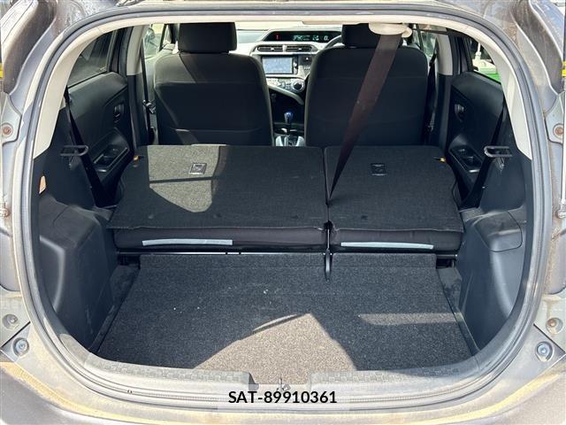 Toyota AQUA 2013 8705848-8