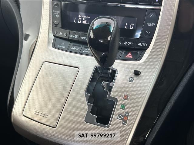 Toyota VELLFIRE 2013 8905457-10