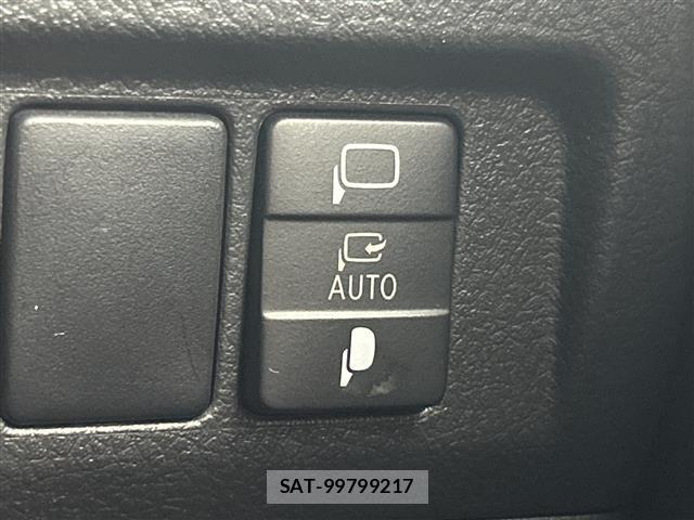 Toyota VELLFIRE 2013 8905457-22
