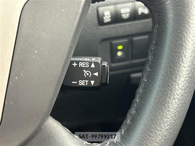 Toyota VELLFIRE 2013 8905457-7