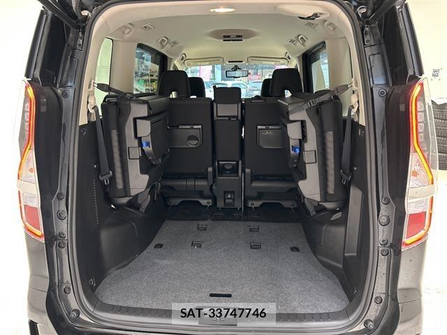 Nissan SERENA 2021 8672281-21
