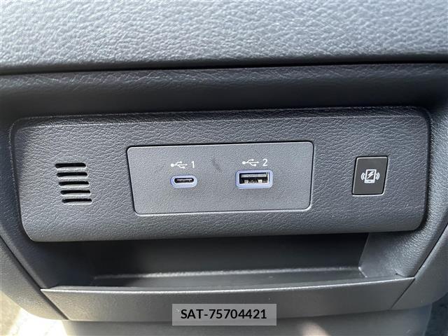 Nissan SERENA 2023 8672283-6