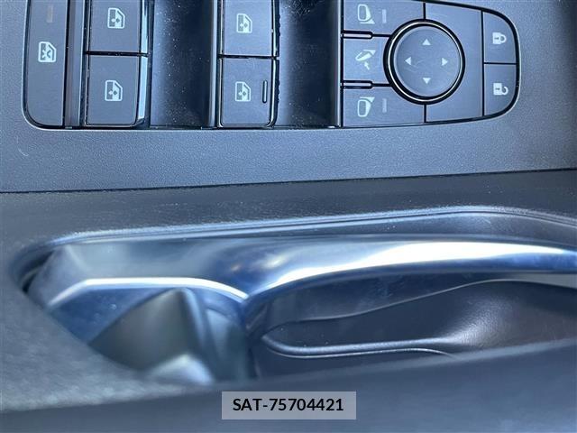 Nissan SERENA 2023 8672283-9