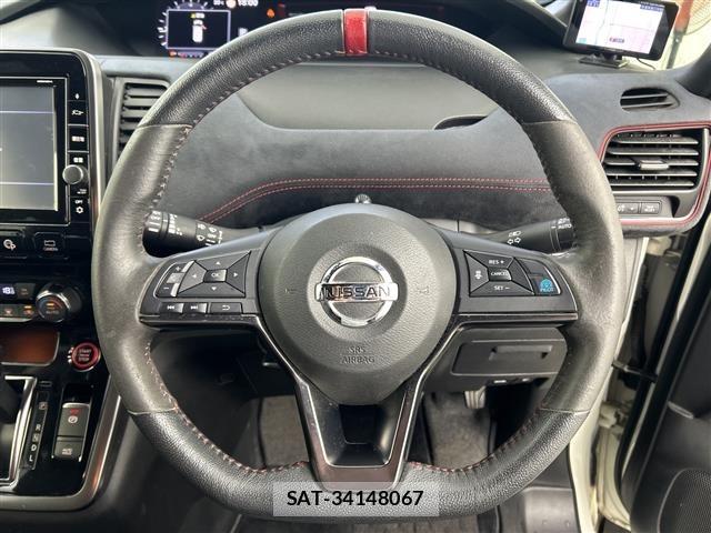 Nissan SERENA 2019 8672292-1