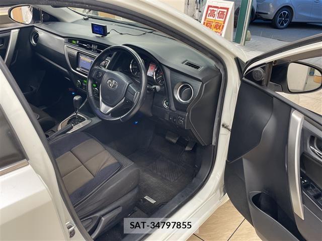 Toyota AURIS 2013 8705348-22