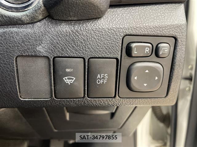Toyota AURIS 2013 8705348-8