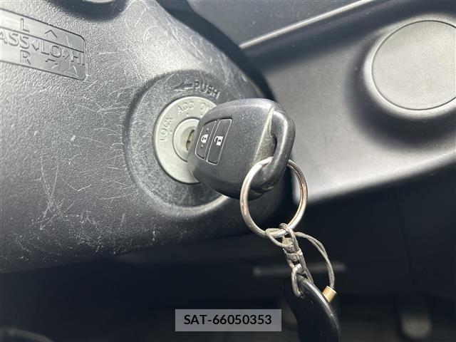 Toyota AQUA 2015 8705850-1