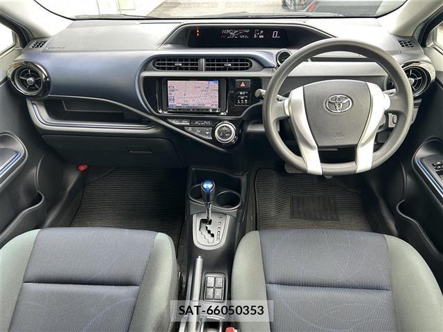 Toyota AQUA 2015 8705850-15