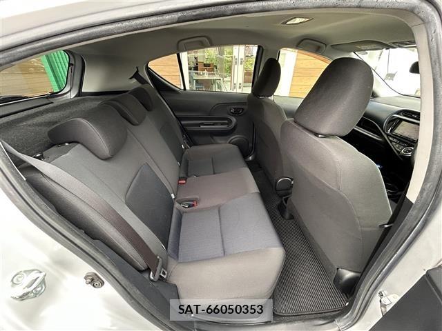 Toyota AQUA 2015 8705850-6