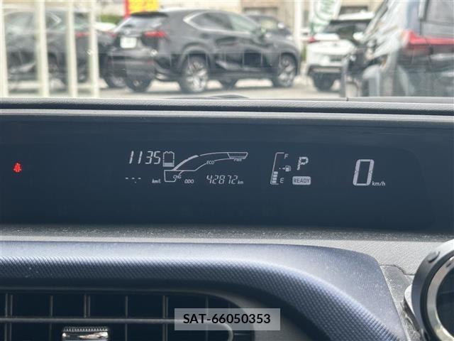 Toyota AQUA 2015 8705850-9