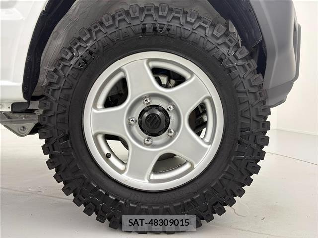 Suzuki JIMNY 2025 8933057-24