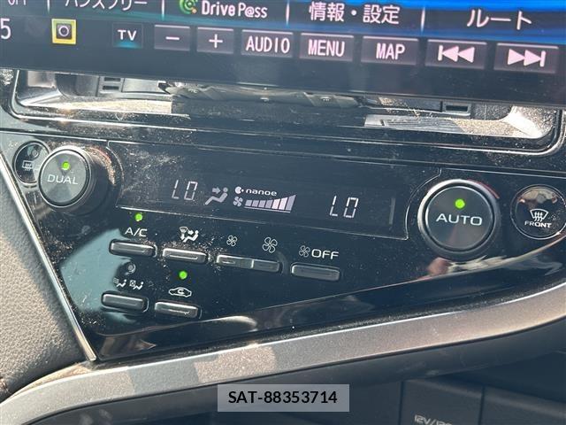 Toyota CAMRY 2017 8885543-11