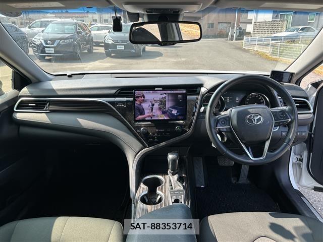 Toyota CAMRY 2017 8885543-12