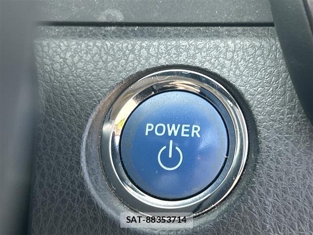 Toyota CAMRY 2017 8885543-9