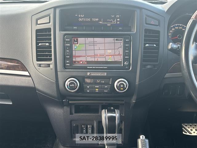 Mitsubishi PAJERO 2010 8717008-11