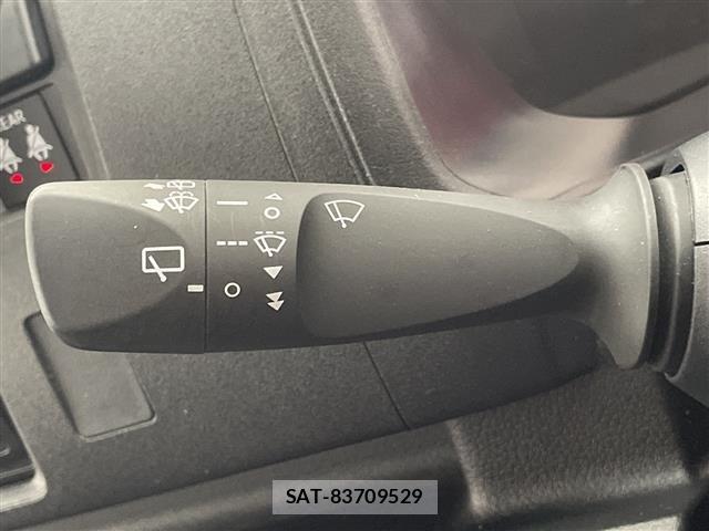 Daihatsu HIJET VAN 2022 8759425-10